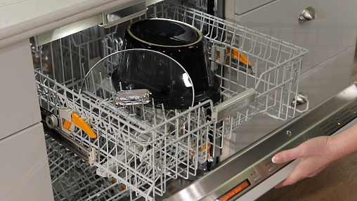 CSC028-Lifestyle-Dishwasher.jpg